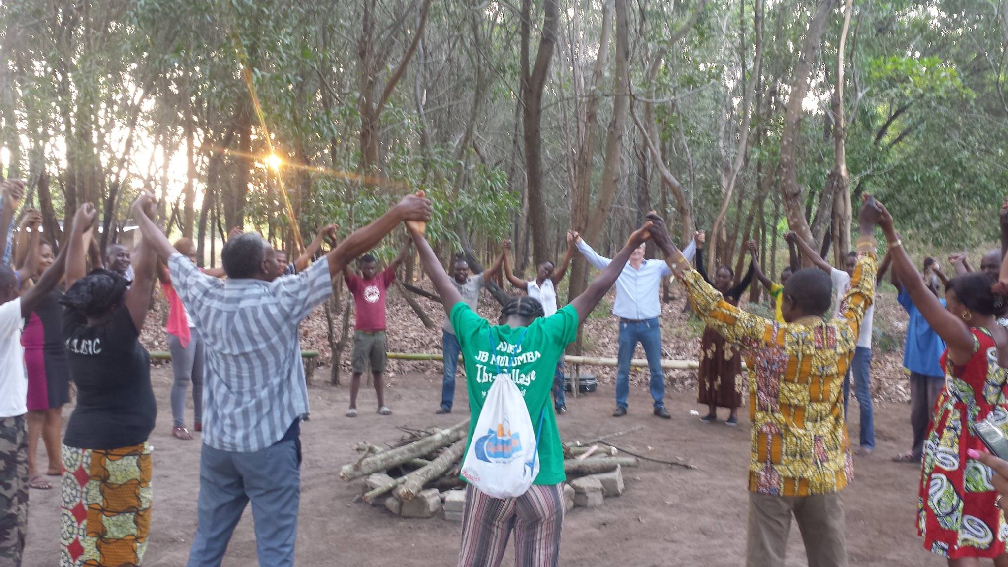 LES ÉCOVILLAGES COMME SOLUTION AUX DEFIS DE LA CERTIFICATION DES CREDITSCARBONE COMMUNAUTAIRES EN REPUBLIQUE DEMOCRATIQUE DU CONGO
